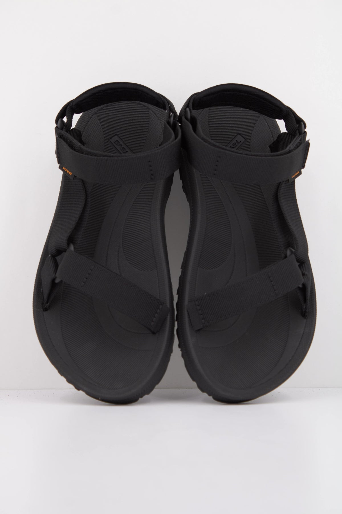 TEVA W WINSTED en color NEGRO (3)