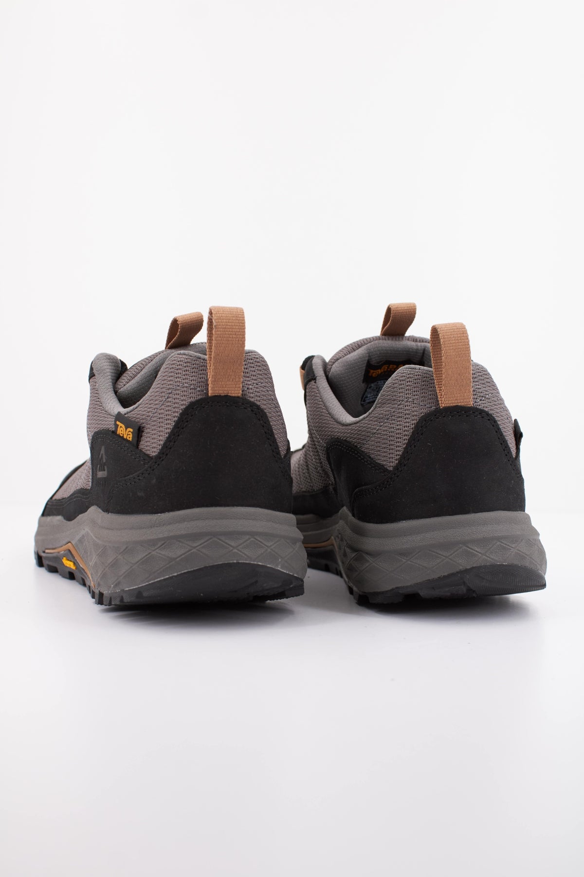 TEVA M RIDGEVIEW LOW en color GRIS (4)