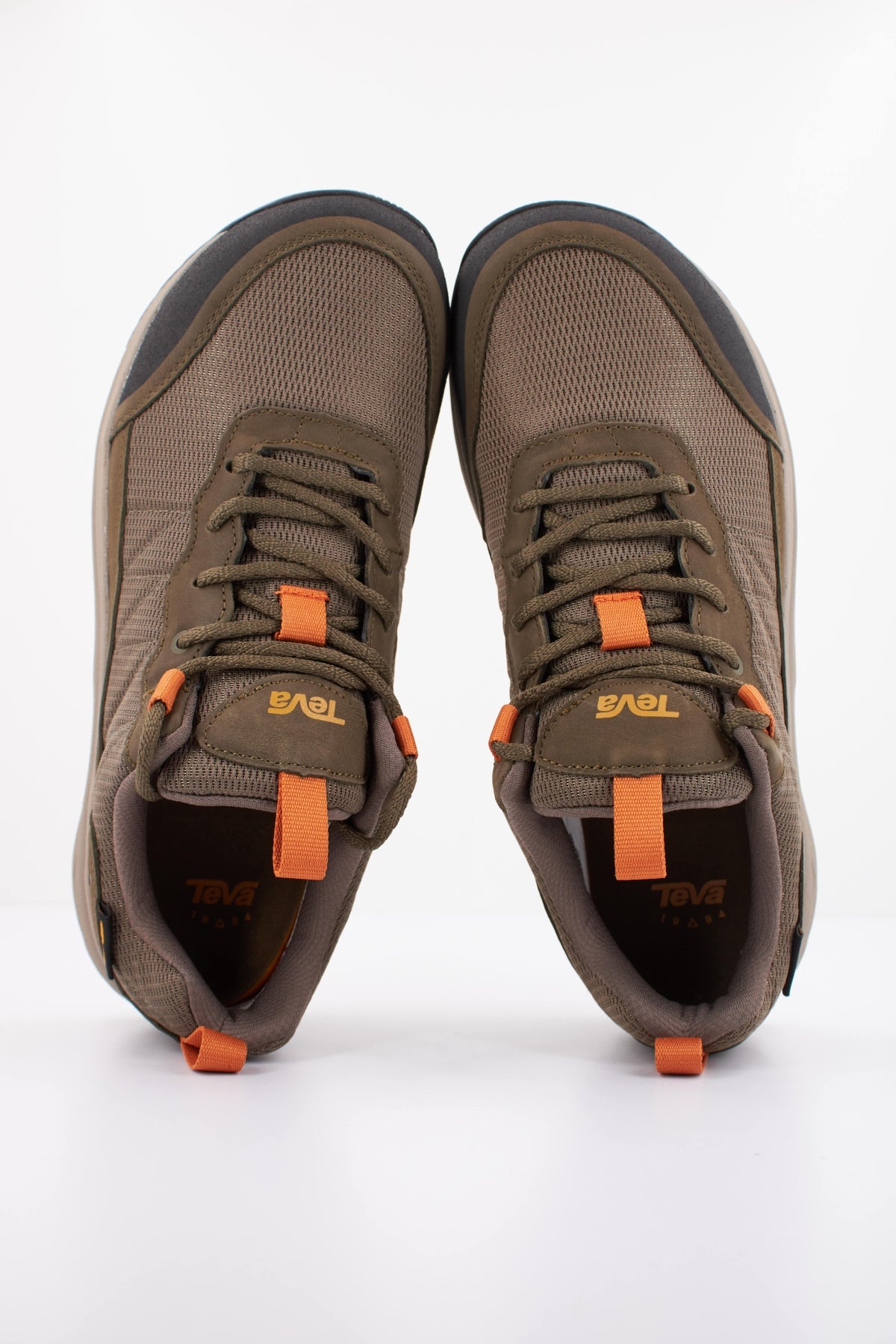 TEVA M RIDGEVIEW LOW en color VERDE (3)