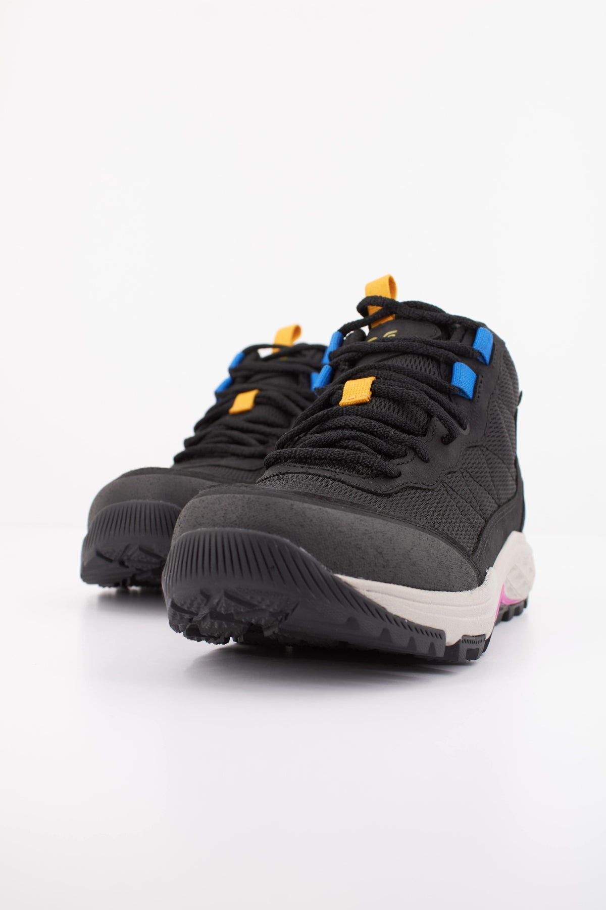 TEVA W RIDGEVIEW MID RP en color NEGRO (2)