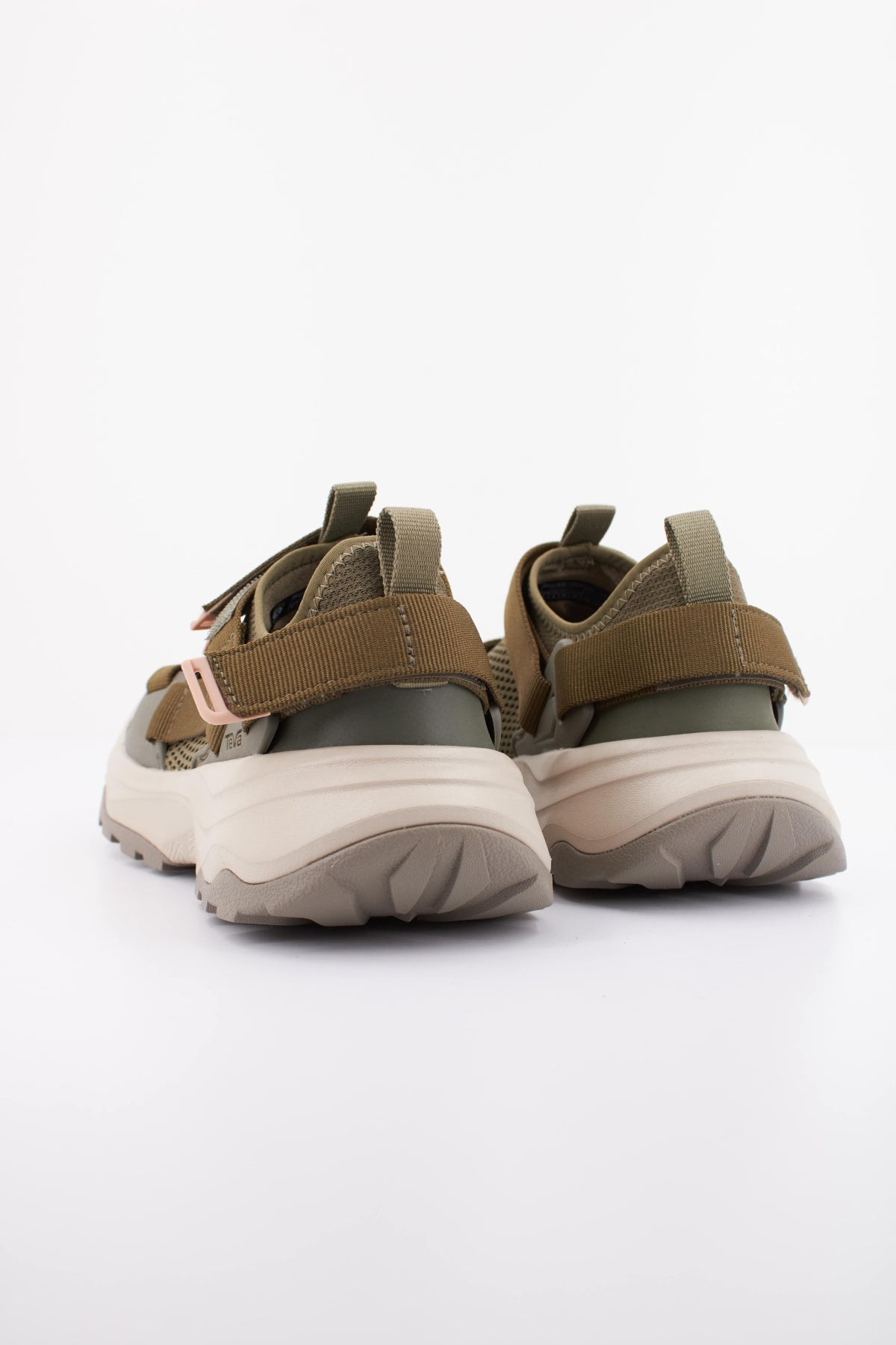 TEVA W OUTFLOW UNIVE en color VERDE (4)