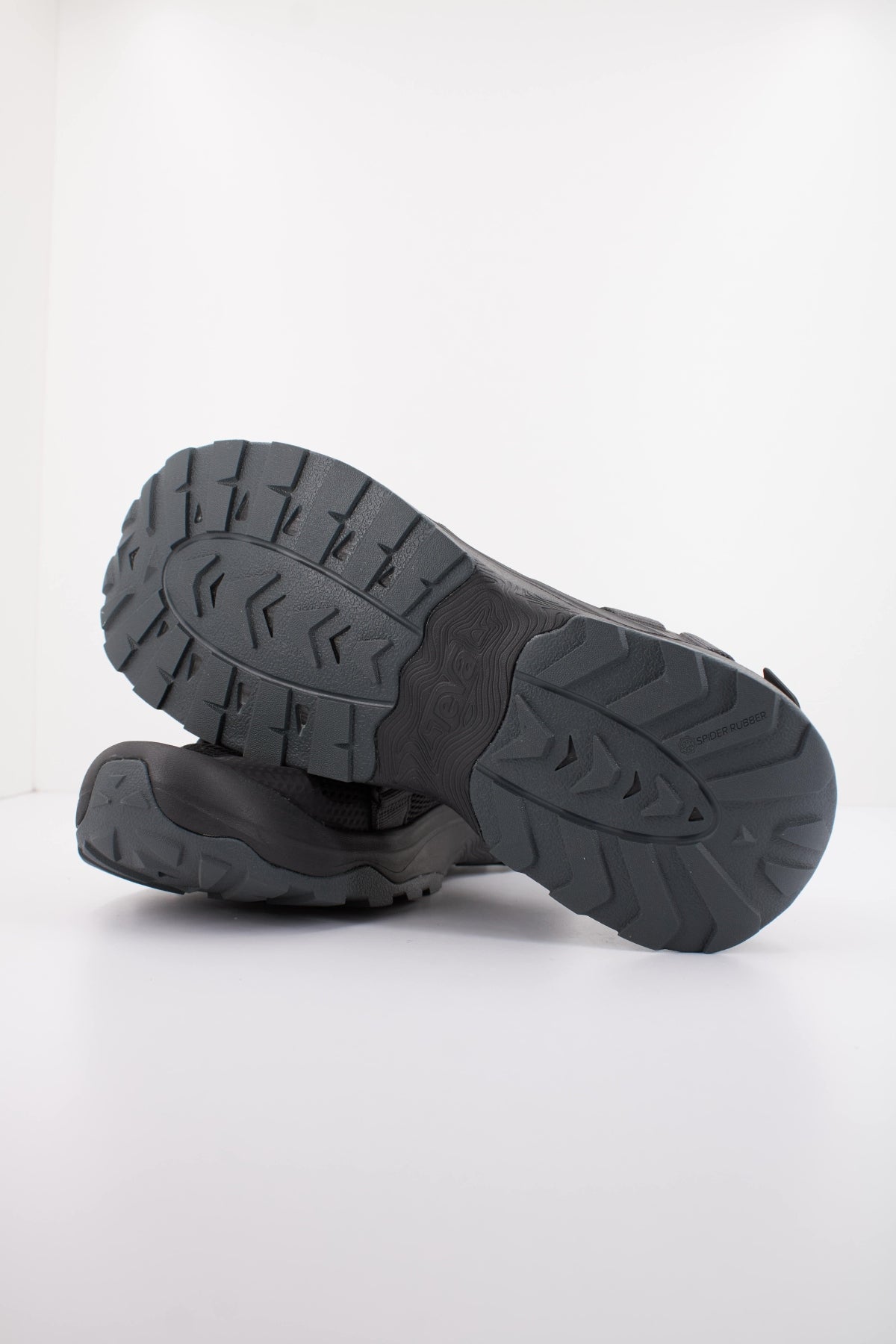 TEVA M OUTFLOW UNIVE en color NEGRO (5)