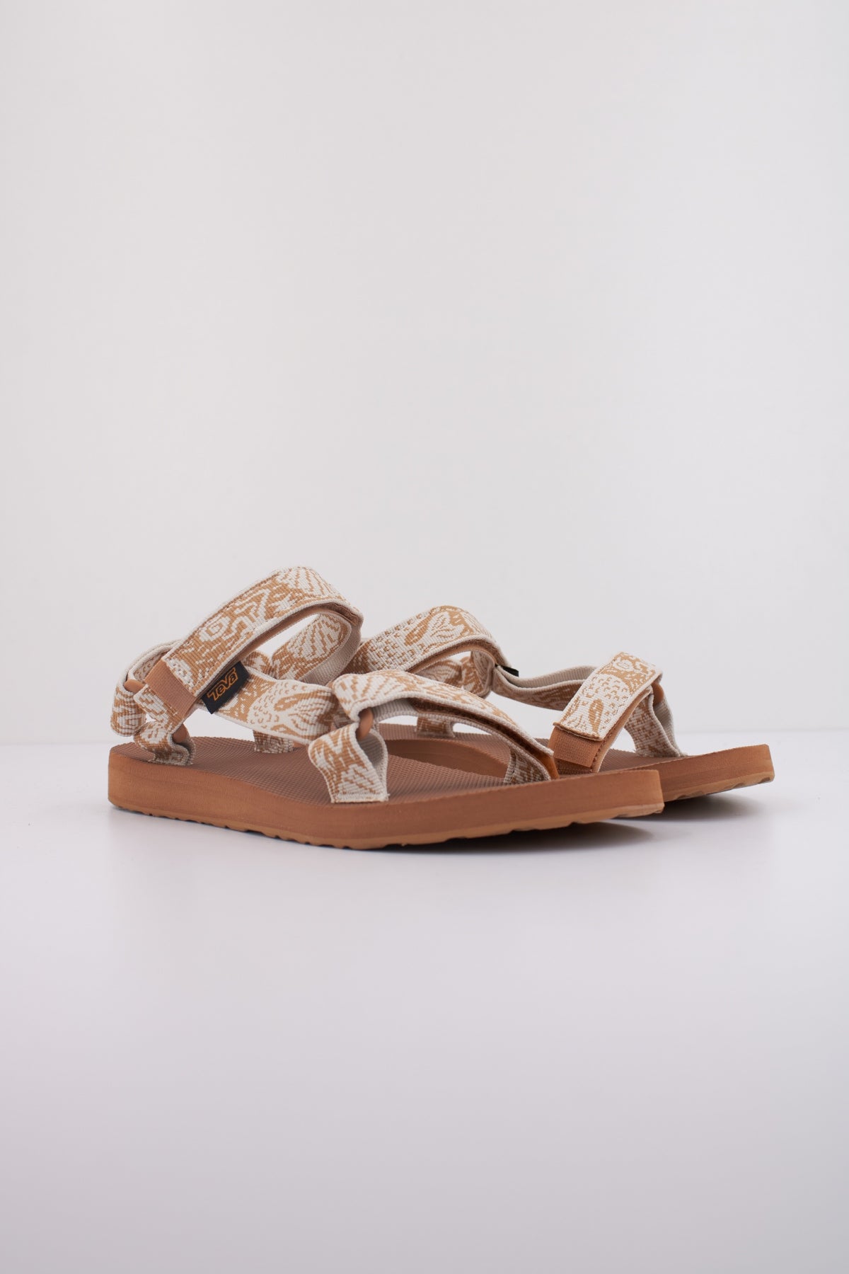 TEVA SANDALIA W ORIGINAL UNIVE en color MARRON CLARO (2)