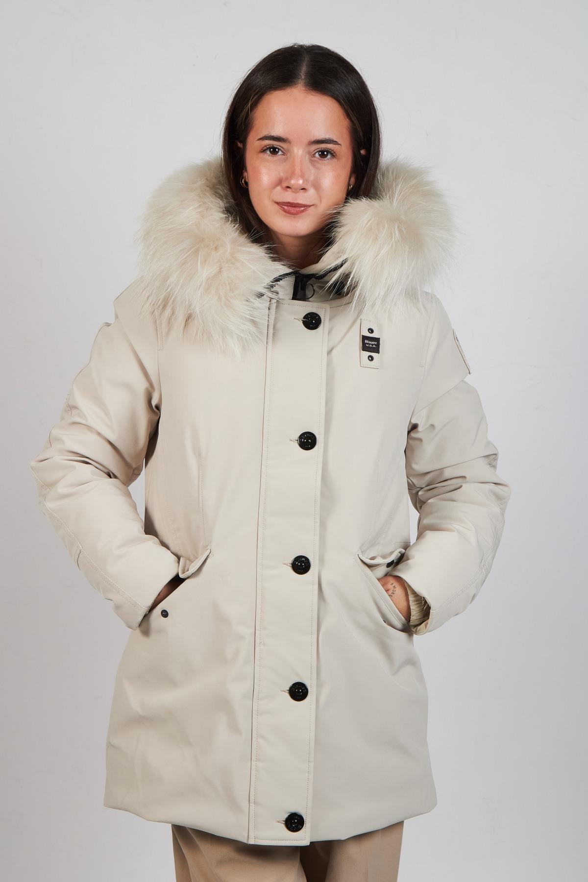 BLAUER en color BLANCO (1)