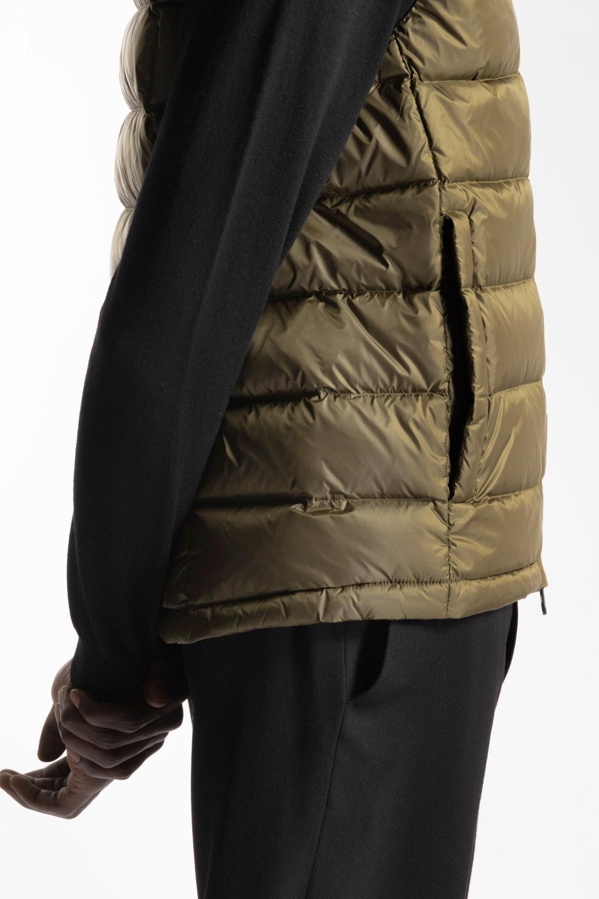 BLAUER SMANICATI IMBOTTITO PI en color VERDE (4)