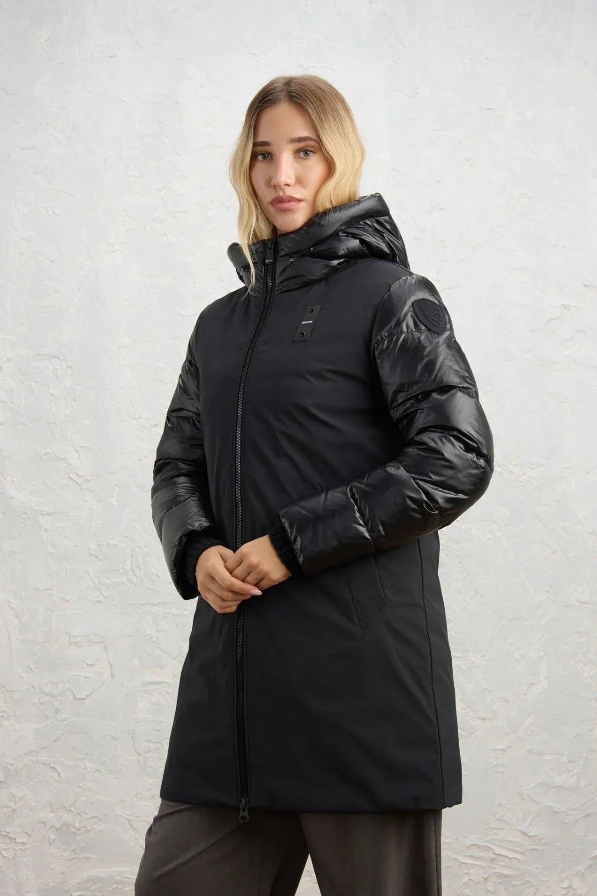 BLAUER SAWYER en color NEGRO (1)
