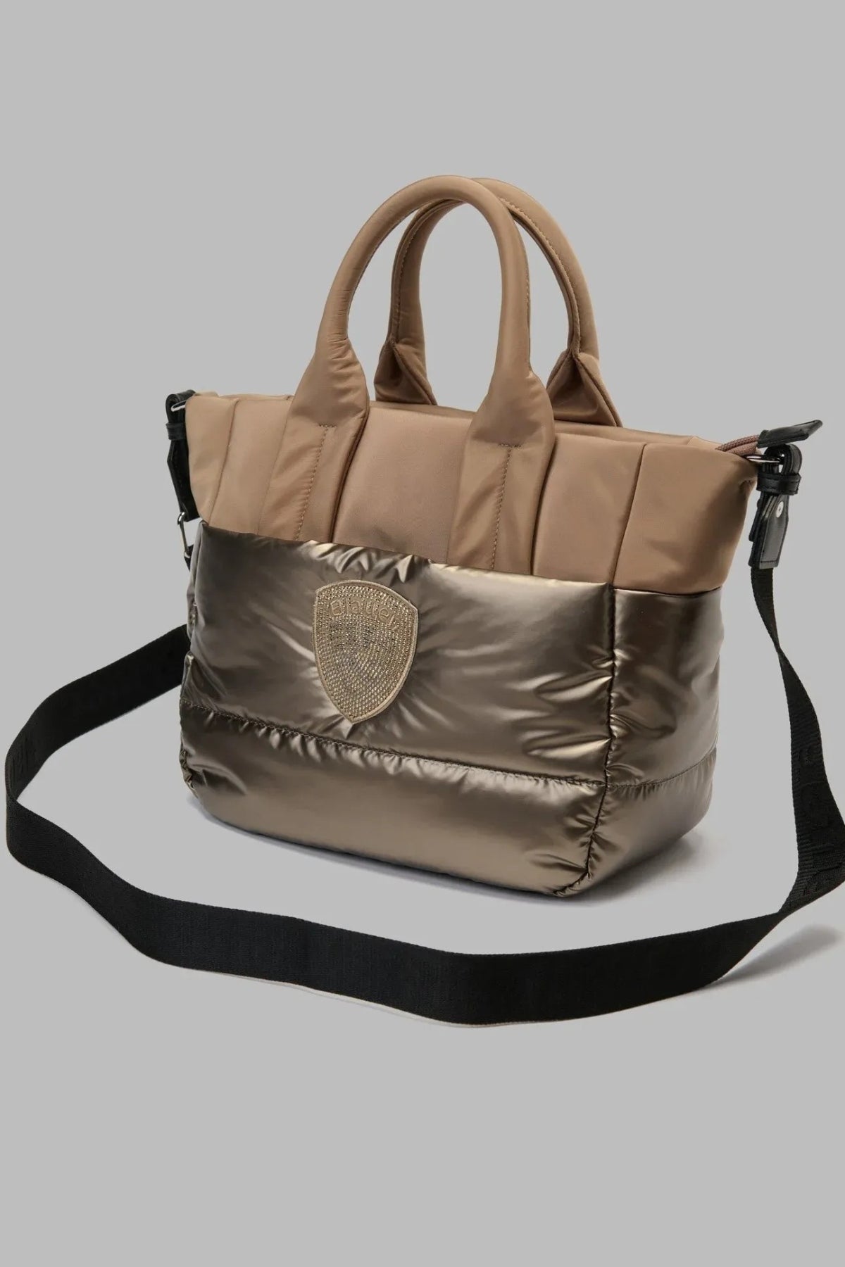 BLAUER POLYESTER NYLON TOTE BAG PADDED en color BEIS (1)