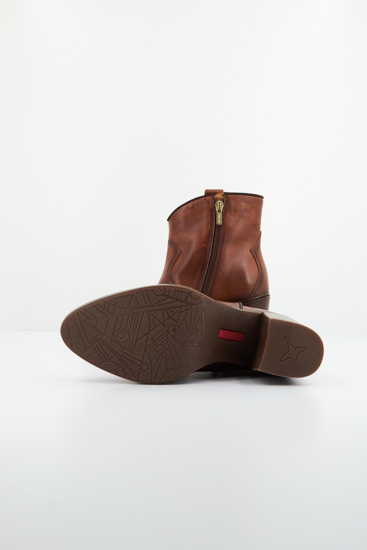 PIKOLINOS WY en color MARRON (4)