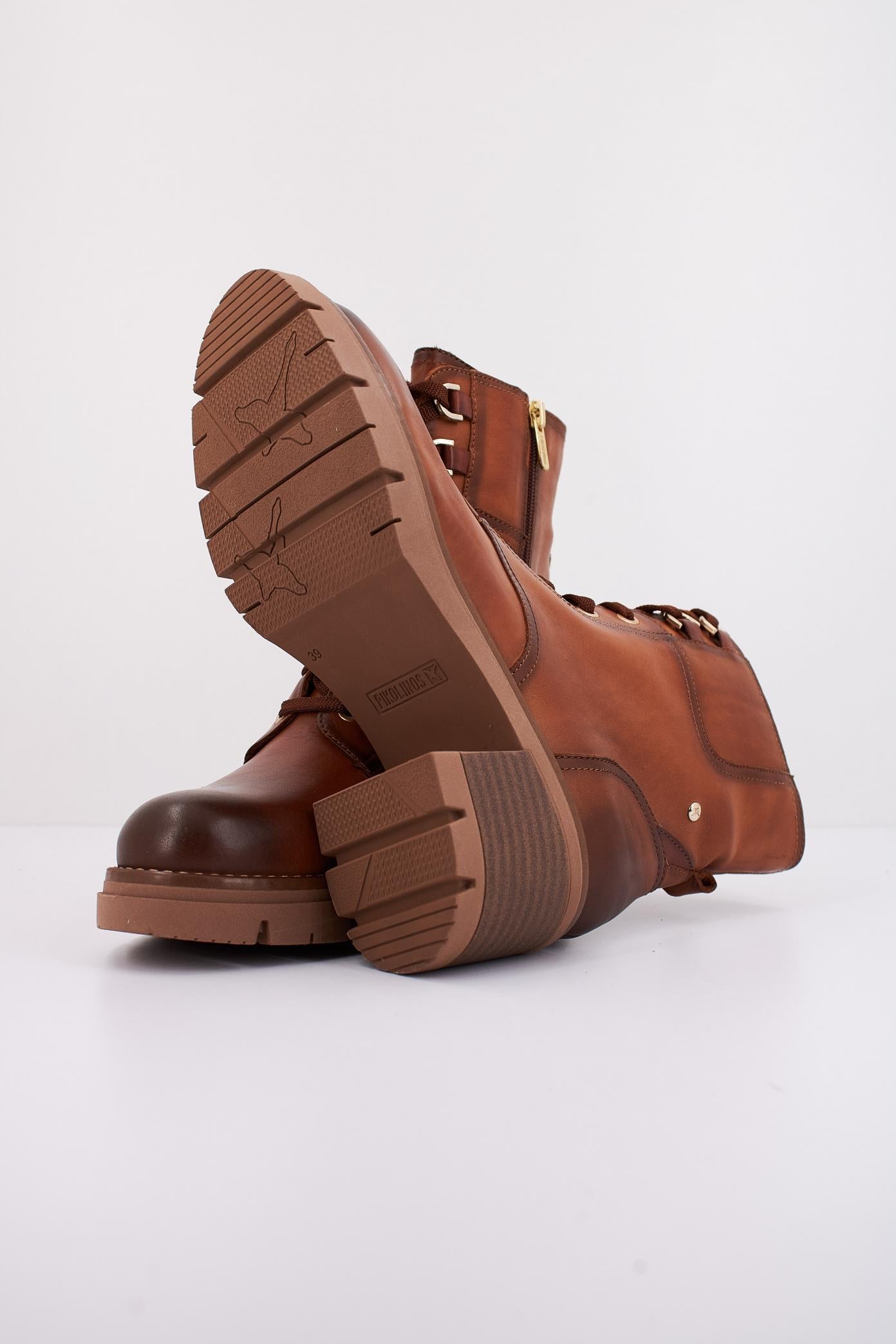 PIKOLINOS SORIA en color MARRON (5)