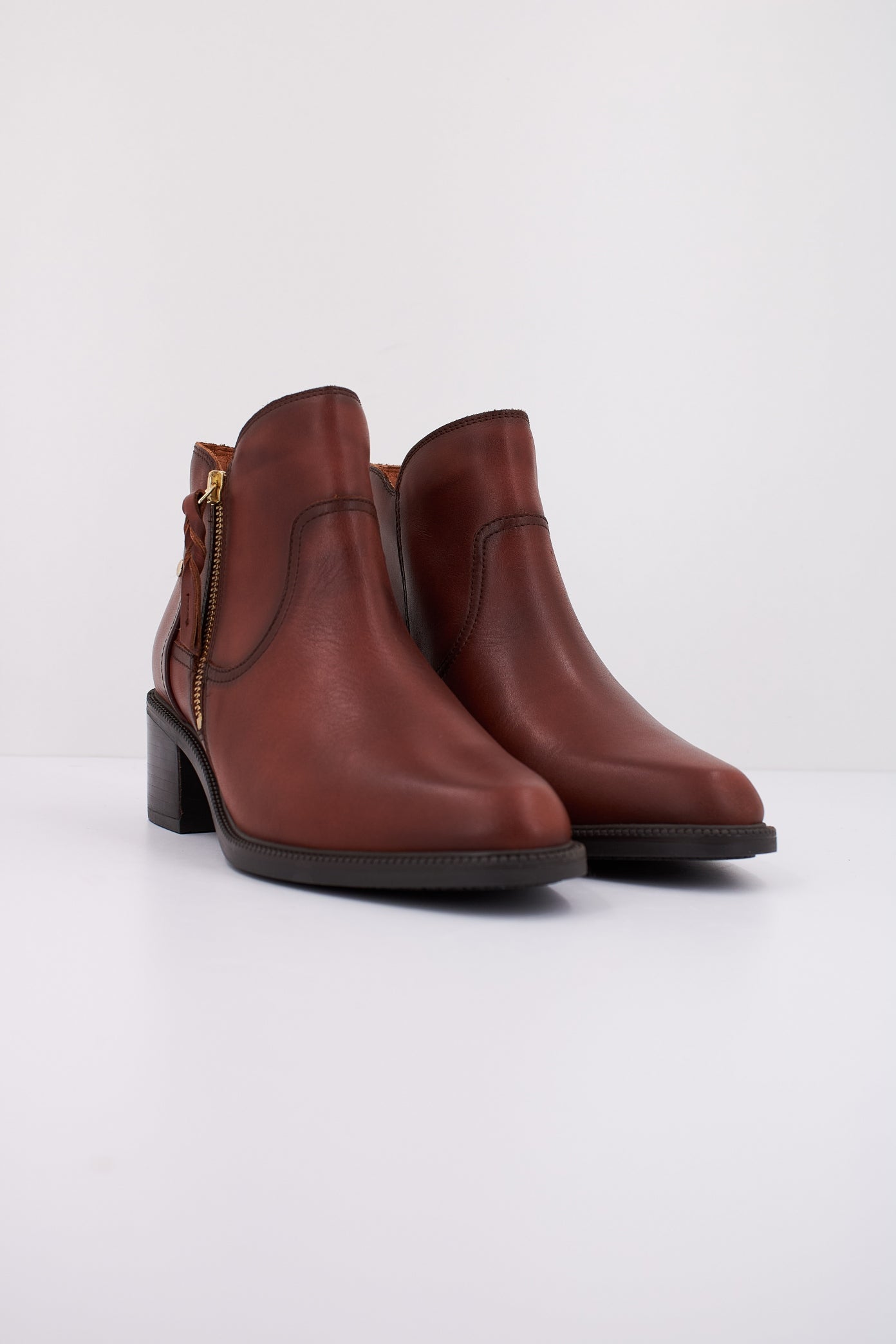 PIKOLINOS BACAROT WD en color MARRON (2)