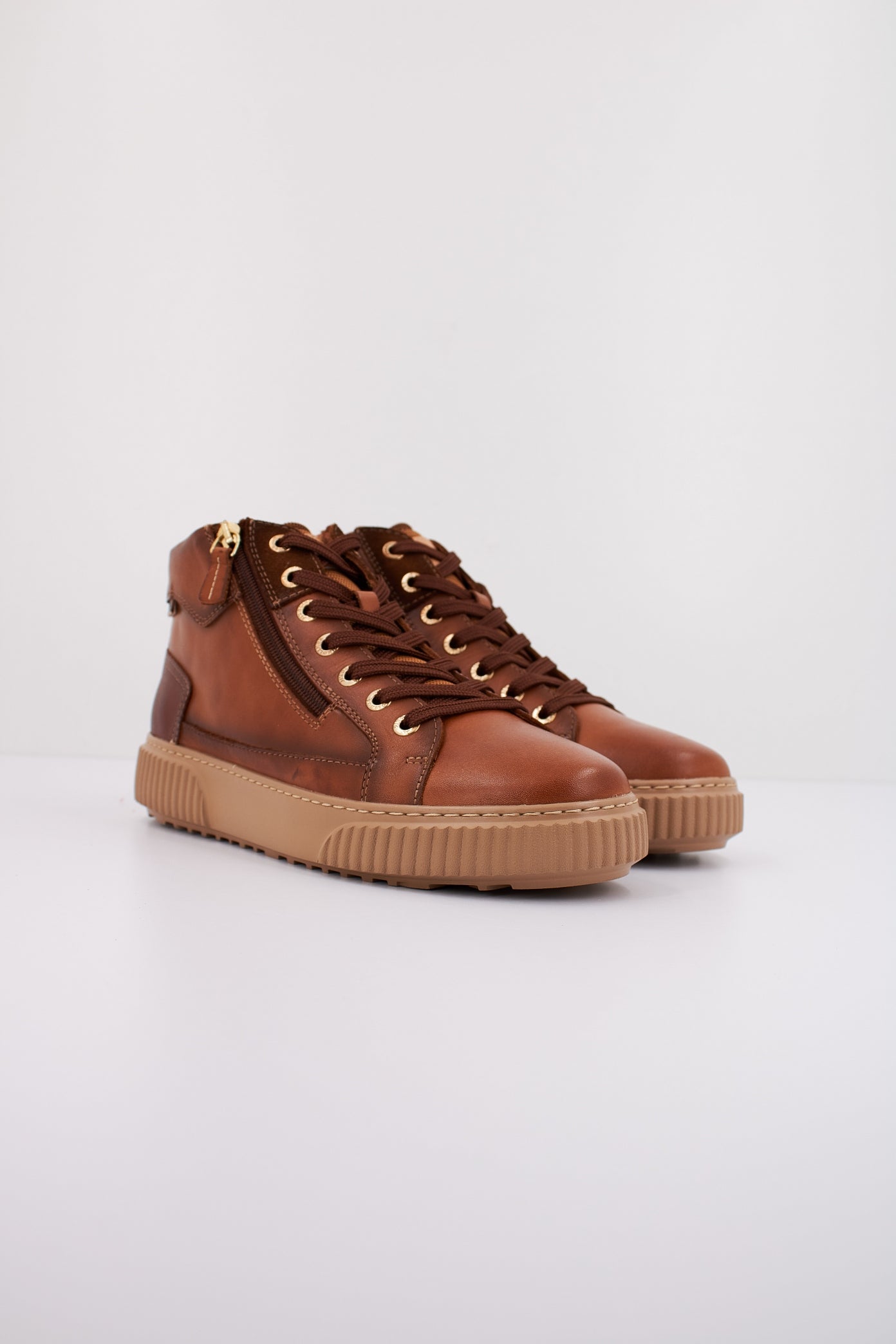 PIKOLINOS RIELLS en color MARRON (2)