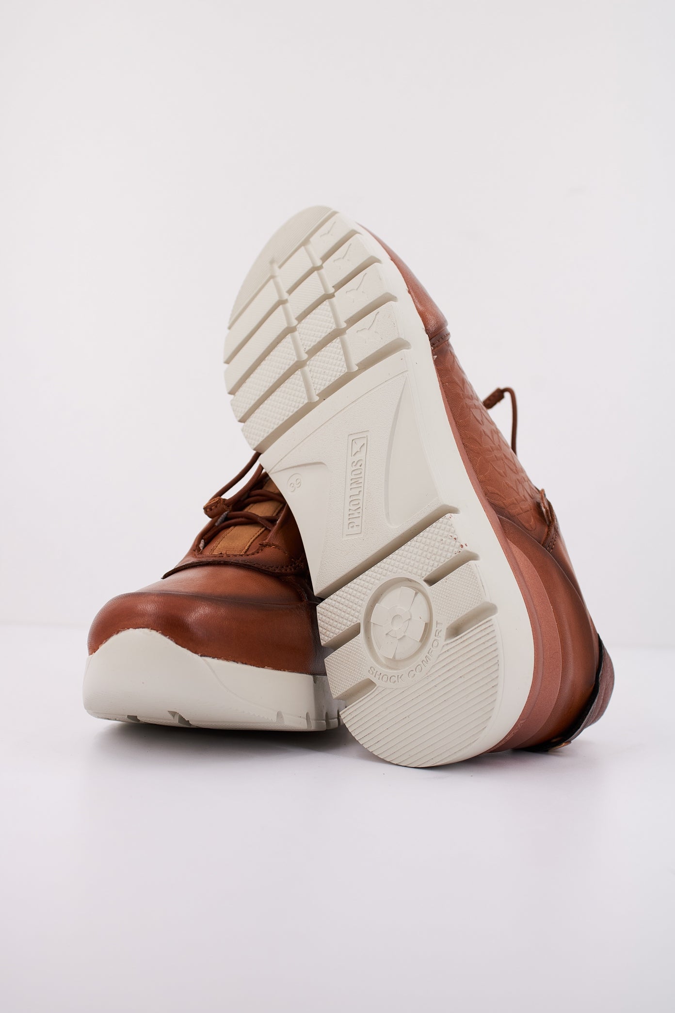 PIKOLINOS ASTURIAS en color MARRON CLARO (5)