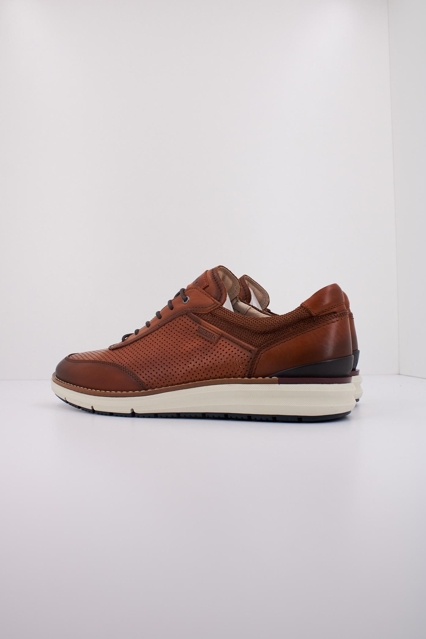 PIKOLINOS MA C en color MARRON  (4)
