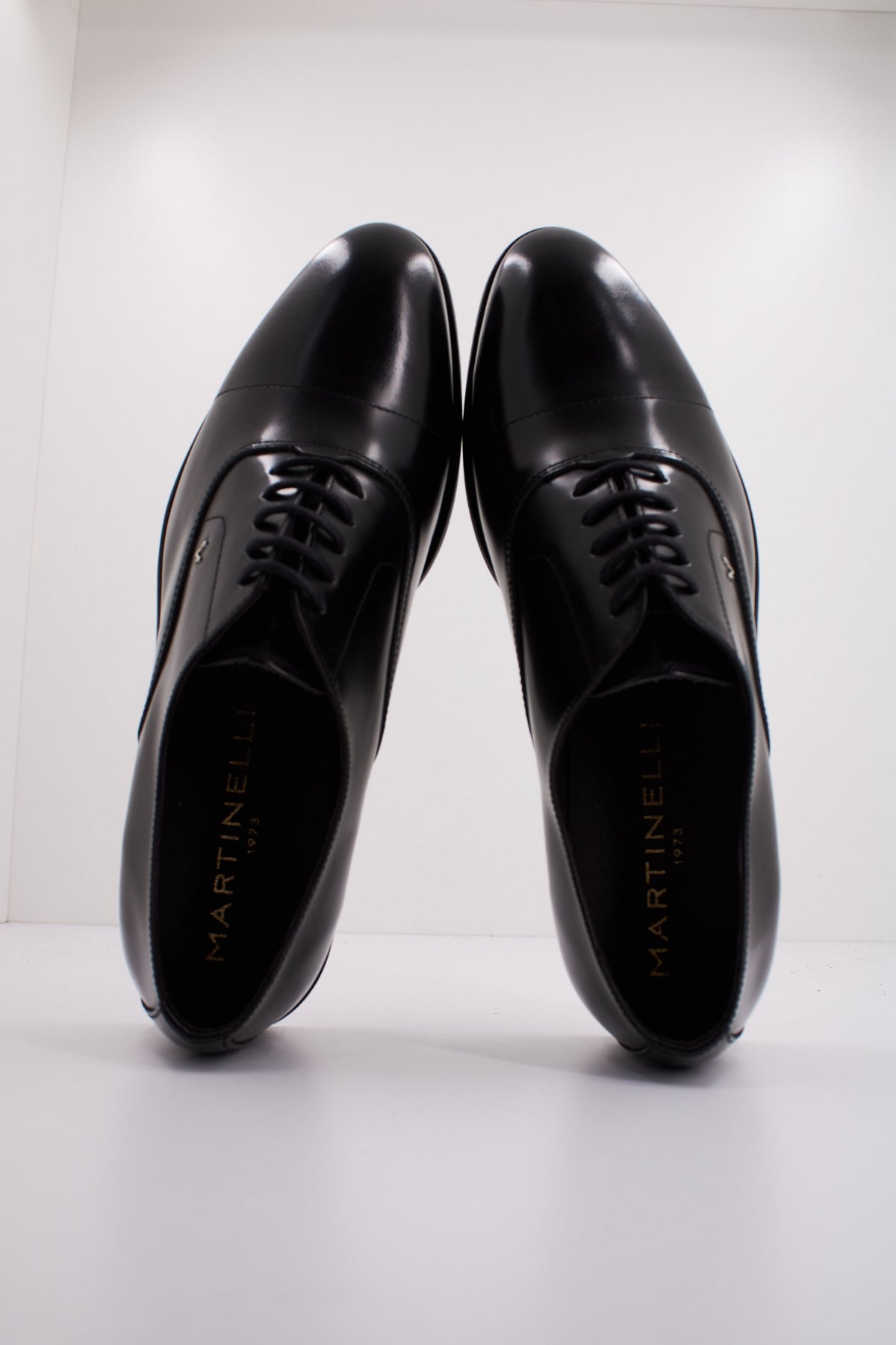 MARTINELLI ARLINGTON en color NEGRO (3)