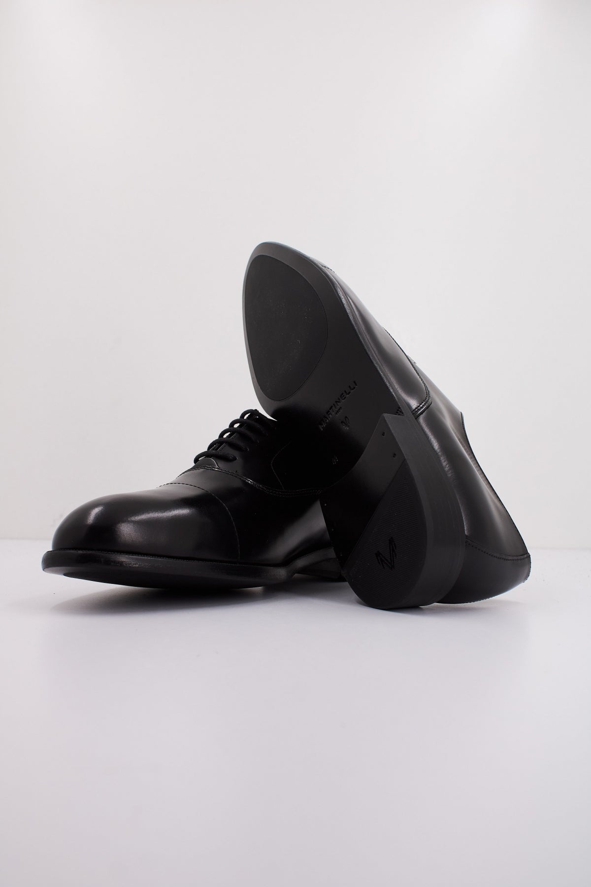MARTINELLI ARLINGTON en color NEGRO (5)