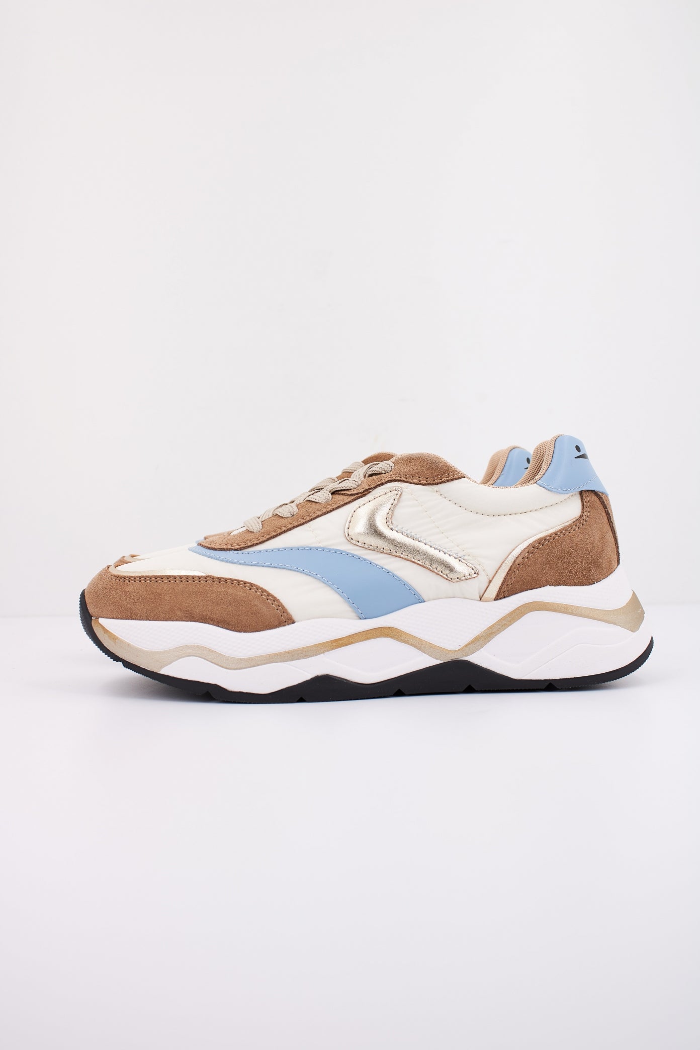 VOILE BLANCHE CLUB en color BEIS (1)