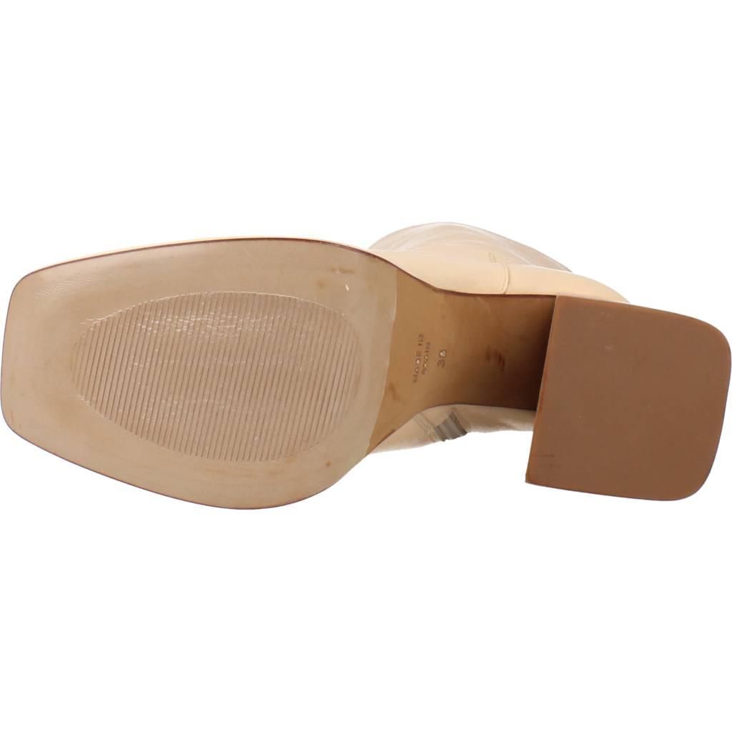 ÁNGEL ALARCÓN OLAMA en color NUDE (6)