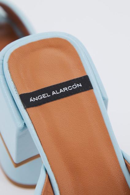 ÁNGEL ALARCÓN SOL en color AZUL (4)