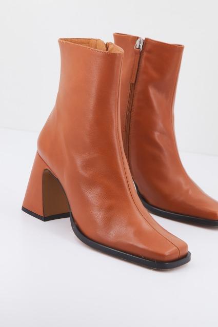 ÁNGEL ALARCÓN VOLGA en color MARRON (4)