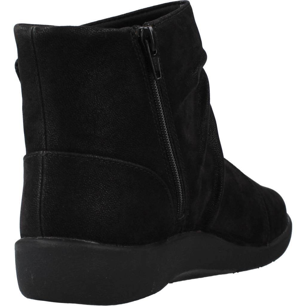 CLARKS SILLIAN TANA en color NEGRO (3)