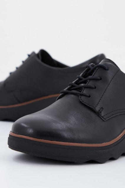 CLARKS MAZY HYANNIS en color NEGRO (4)