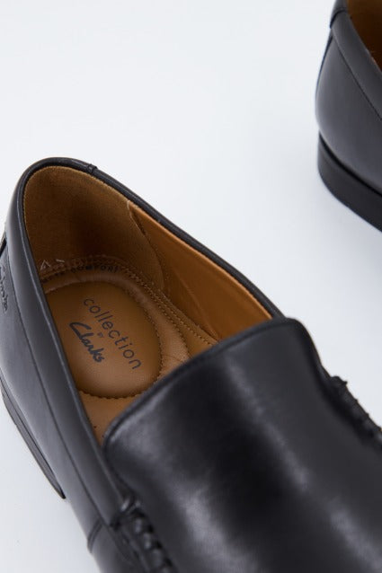 CLARKS CLAUDE PLAIN en color NEGRO (4)