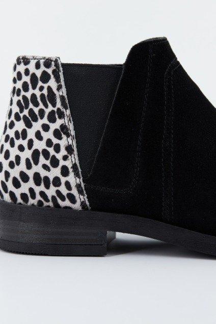 CLARKS DEMI BEAT en color NEGRO (4)