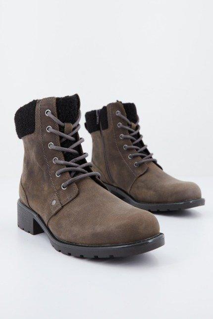 CLARKS ORINOCO DUSK en color GRIS (2)