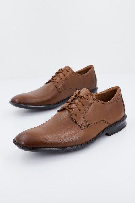 CLARKS BENSLEY LACE DARK TAN LEA en color MARRON CLARO (1)
