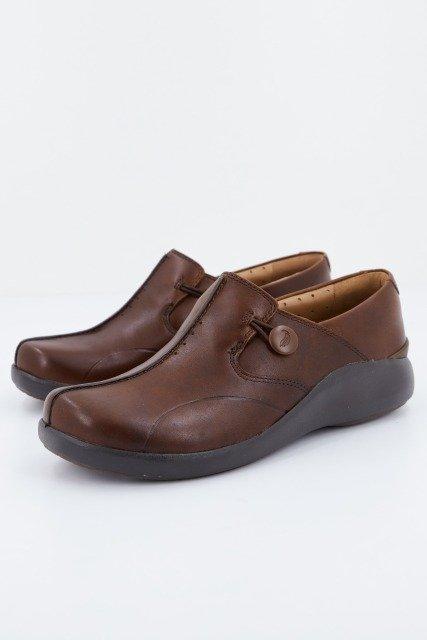 CLARKS UN LOOP WALK en color MARRON (1)