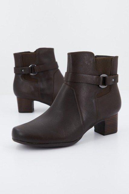 CLARKS UN DAMSON MID en color MARRON (1)