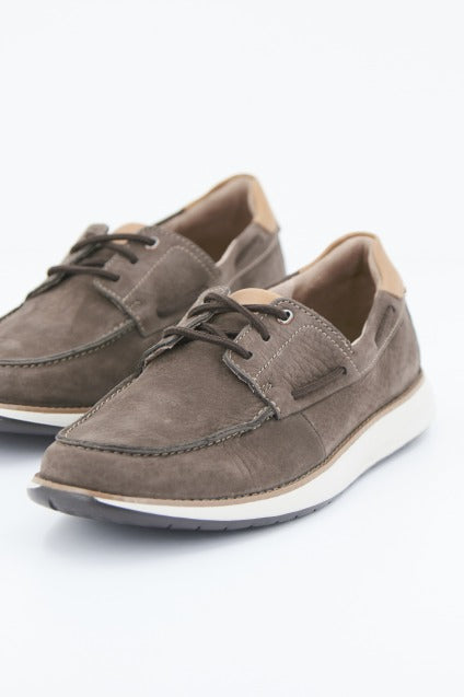 CLARKS UN PILOT LACE en color MARRON (1)