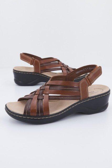 CLARKS LEXI CARMEN LEATHER en color MARRON (1)
