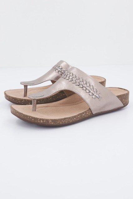 CLARKS UN PERRI VIBE METALLIC en color ORO (1)