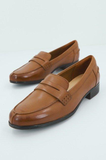 CLARKS HAMBLE LOAFER en color MARRON (1)