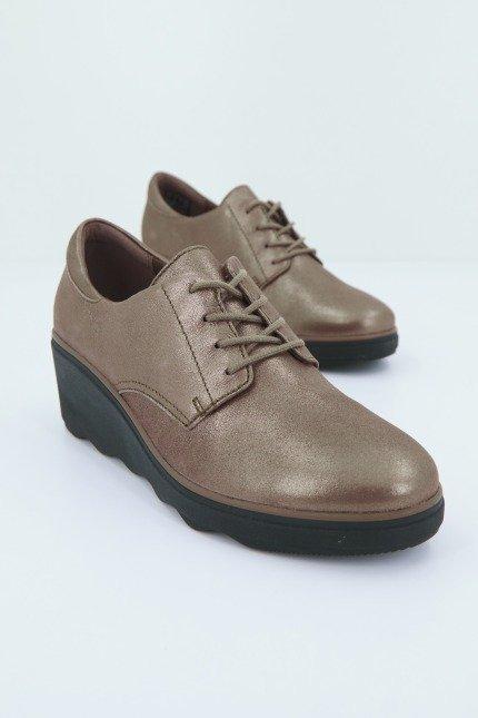 CLARKS MAZY HYANNIS en color BRONCE (1)