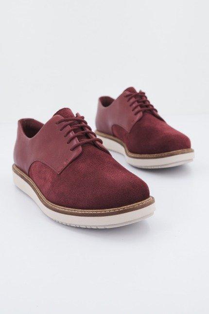 CLARKS GLICK DARBY en color BURDEOS (2)