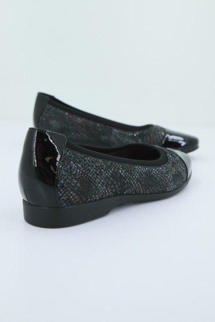 CLARKS UN DARCEY CAP en color ANIMAL PRINT (3)