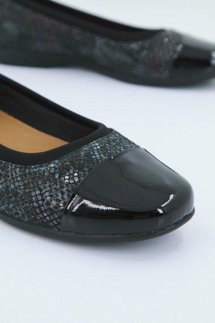 CLARKS UN DARCEY CAP en color ANIMAL PRINT (4)