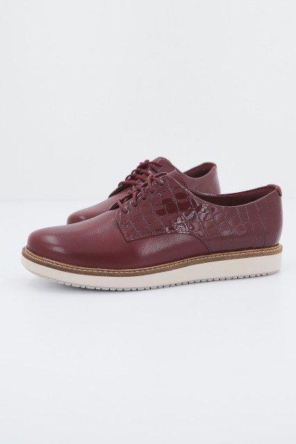 CLARKS GLICK DARBY en color BURDEOS (2)