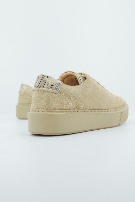 CLARKS HERO LITE LACE en color MARRON CLARO (3)
