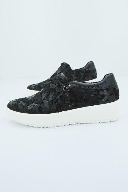 CLARKS LAYTON STEP en color NEGRO (2)