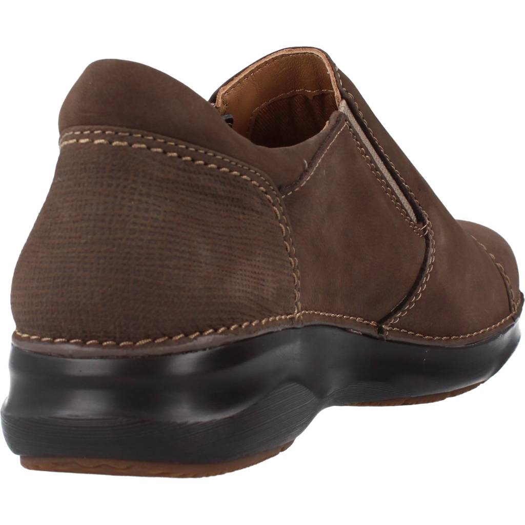 CLARKS APPLEY ZIP en color MARRON (3)