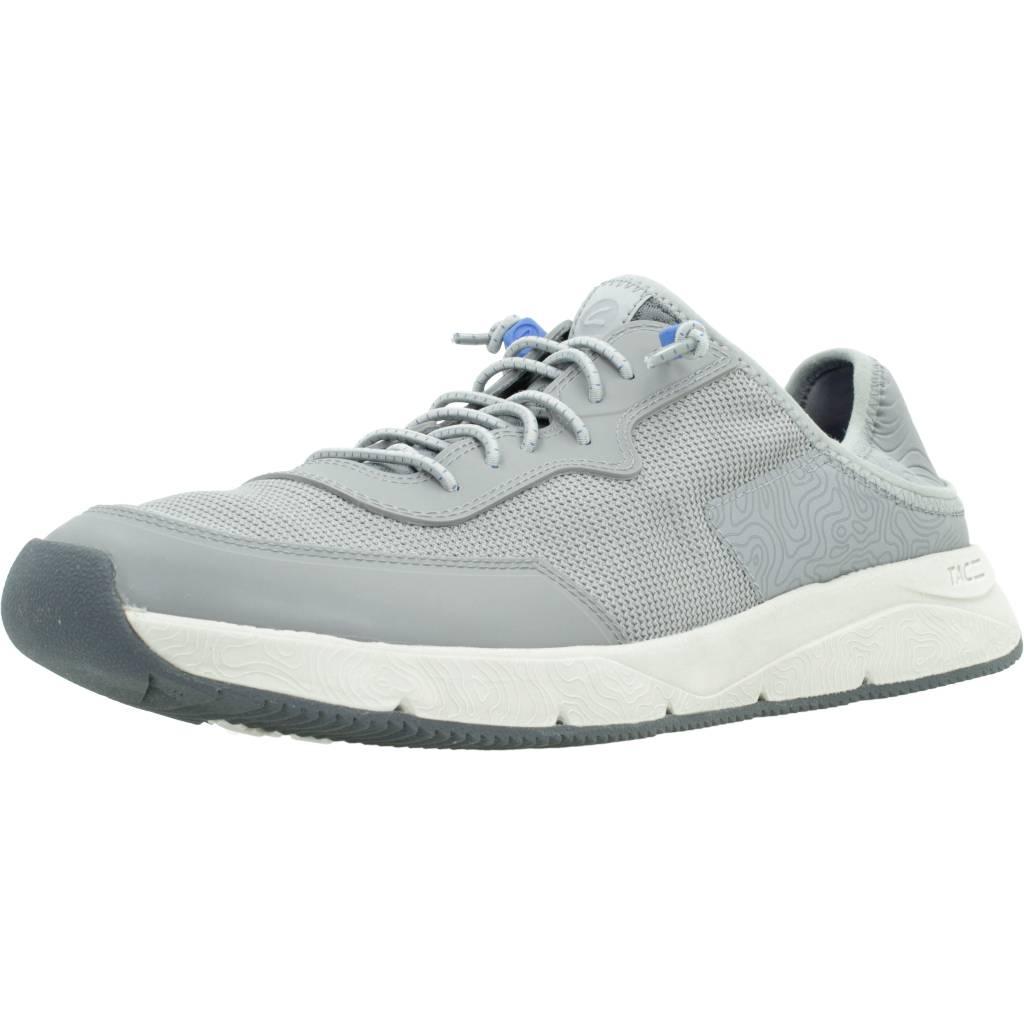 CLARKS DAVIS LOW en color GRIS (1)