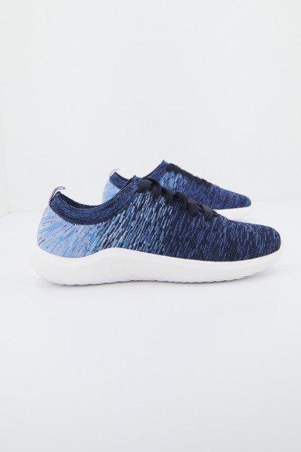 CLARKS NOVA GLINT en color AZUL (2)