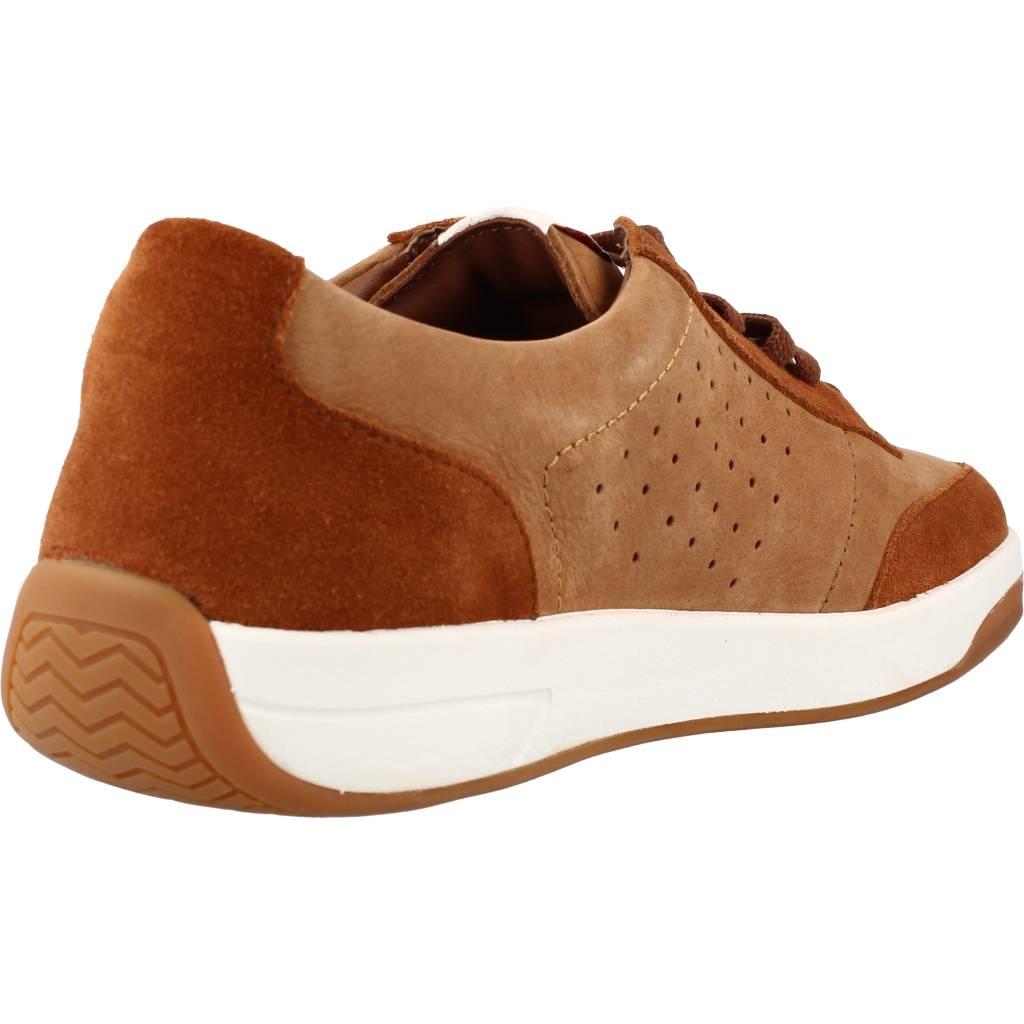 CLARKS HERO AIR LACE en color MARRON CLARO (3)