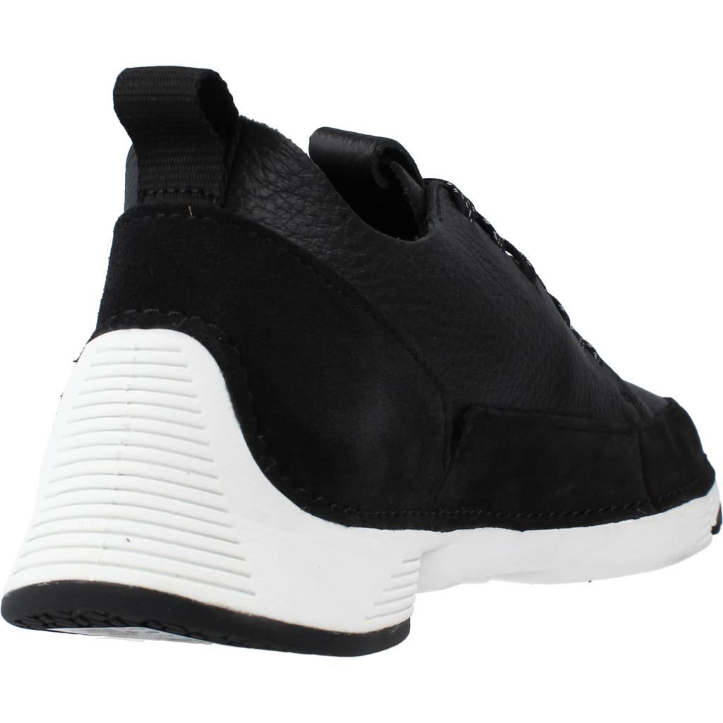 CLARKS TRI SPARK en color NEGRO (3)