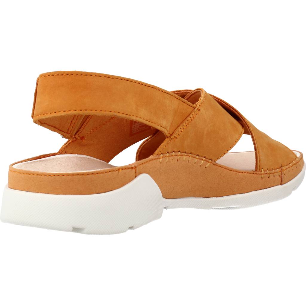 CLARKS TRI ALEXIA en color NARANJA (3)