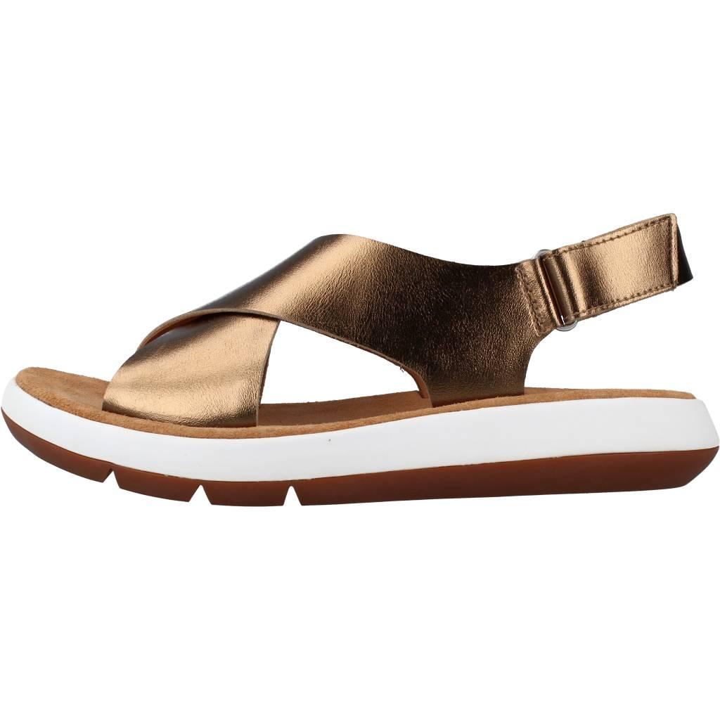CLARKS JEMSA CROSS en color ORO (2)