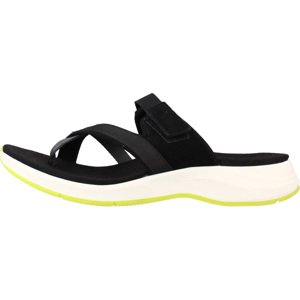 CLARKS SOLAN SURF en color NEGRO (2)